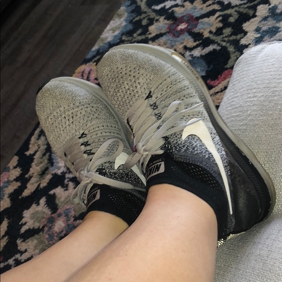 Nike Shoes - Nike Zoom All Out Size 7